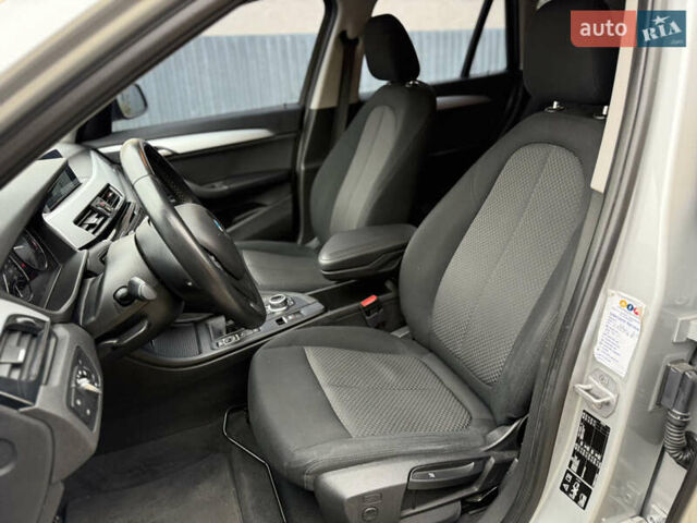 Серый БМВ Х1, объемом двигателя 2 л и пробегом 249 тыс. км за 18900 $, фото 42 на Automoto.ua