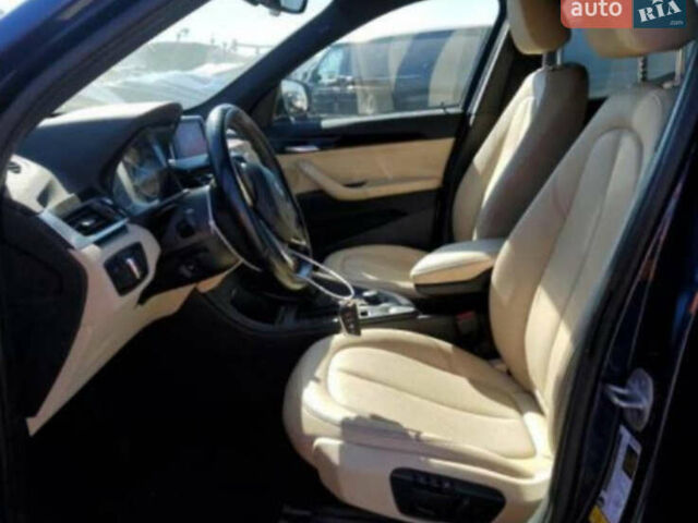 Серый БМВ Х1, объемом двигателя 0 л и пробегом 150 тыс. км за 14500 $, фото 3 на Automoto.ua