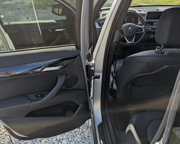 Сірий БМВ Х1, об'ємом двигуна 2 л та пробігом 85 тис. км за 21000 $, фото 12 на Automoto.ua