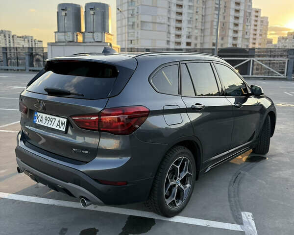 Серый БМВ Х1, объемом двигателя 2 л и пробегом 52 тыс. км за 28000 $, фото 4 на Automoto.ua