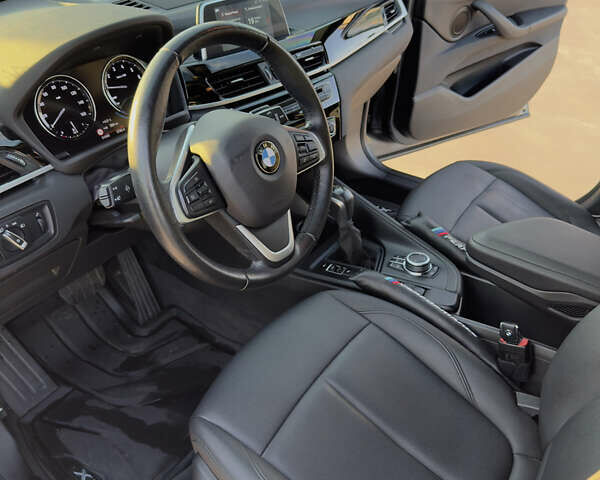 Серый БМВ Х1, объемом двигателя 2 л и пробегом 52 тыс. км за 28000 $, фото 10 на Automoto.ua