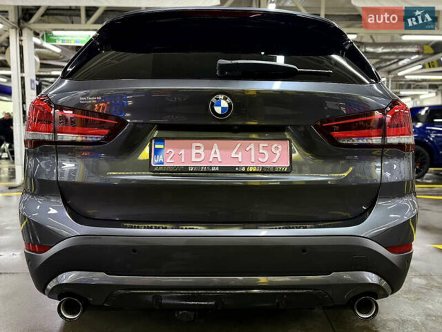 Сірий БМВ Х1, об'ємом двигуна 2 л та пробігом 53 тис. км за 29999 $, фото 4 на Automoto.ua