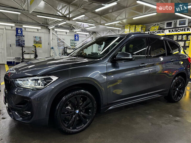 Сірий БМВ Х1, об'ємом двигуна 2 л та пробігом 53 тис. км за 29999 $, фото 7 на Automoto.ua