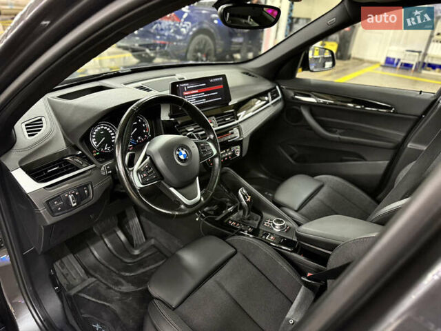 Сірий БМВ Х1, об'ємом двигуна 2 л та пробігом 53 тис. км за 29999 $, фото 42 на Automoto.ua