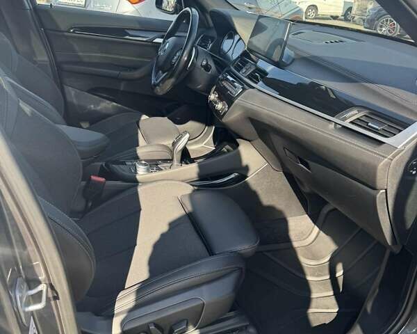 Серый БМВ Х1, объемом двигателя 2 л и пробегом 53 тыс. км за 29800 $, фото 6 на Automoto.ua