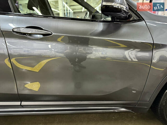 Сірий БМВ Х1, об'ємом двигуна 2 л та пробігом 53 тис. км за 29999 $, фото 24 на Automoto.ua