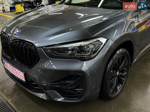 Сірий БМВ Х1, об'ємом двигуна 2 л та пробігом 53 тис. км за 29999 $, фото 10 на Automoto.ua