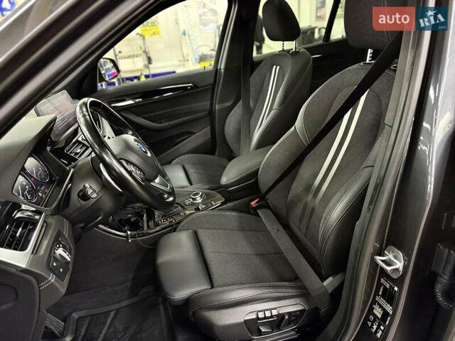 Сірий БМВ Х1, об'ємом двигуна 2 л та пробігом 53 тис. км за 29999 $, фото 43 на Automoto.ua