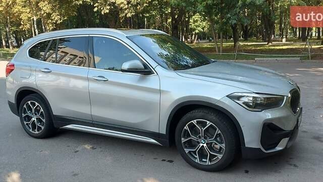 Сірий БМВ Х1, об'ємом двигуна 2 л та пробігом 48 тис. км за 23500 $, фото 2 на Automoto.ua