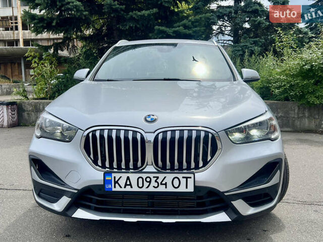 Серый БМВ Х1, объемом двигателя 2 л и пробегом 84 тыс. км за 19700 $, фото 3 на Automoto.ua