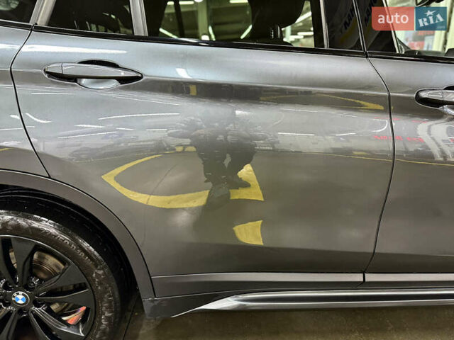 Сірий БМВ Х1, об'ємом двигуна 2 л та пробігом 53 тис. км за 29999 $, фото 25 на Automoto.ua
