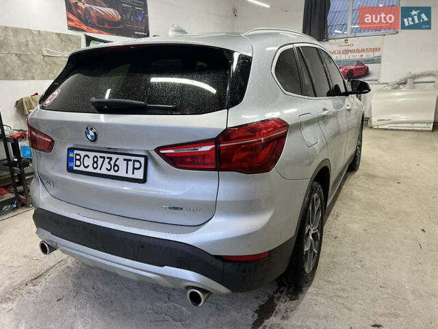 Серый БМВ Х1, объемом двигателя 2 л и пробегом 145 тыс. км за 21600 $, фото 3 на Automoto.ua