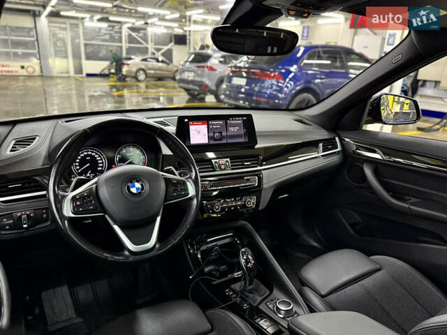 Сірий БМВ Х1, об'ємом двигуна 2 л та пробігом 53 тис. км за 29999 $, фото 34 на Automoto.ua