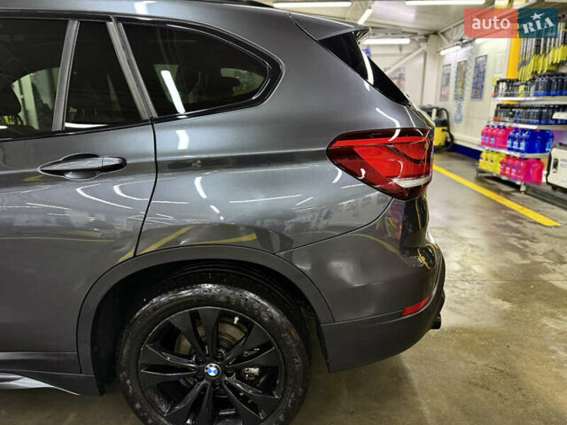 Сірий БМВ Х1, об'ємом двигуна 2 л та пробігом 53 тис. км за 29999 $, фото 14 на Automoto.ua