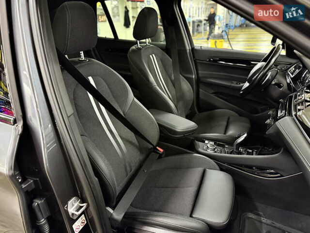 Сірий БМВ Х1, об'ємом двигуна 2 л та пробігом 53 тис. км за 29999 $, фото 52 на Automoto.ua
