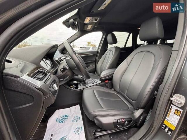 Сірий БМВ Х1, об'ємом двигуна 0 л та пробігом 180 тис. км за 22500 $, фото 17 на Automoto.ua