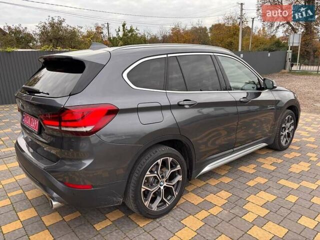 Сірий БМВ Х1, об'ємом двигуна 0 л та пробігом 180 тис. км за 22500 $, фото 5 на Automoto.ua