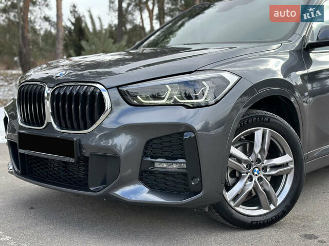 Серый БМВ Х1, объемом двигателя 2 л и пробегом 20 тыс. км за 35500 $, фото 4 на Automoto.ua