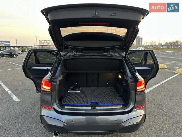Серый БМВ Х1, объемом двигателя 2 л и пробегом 25 тыс. км за 34999 $, фото 29 на Automoto.ua
