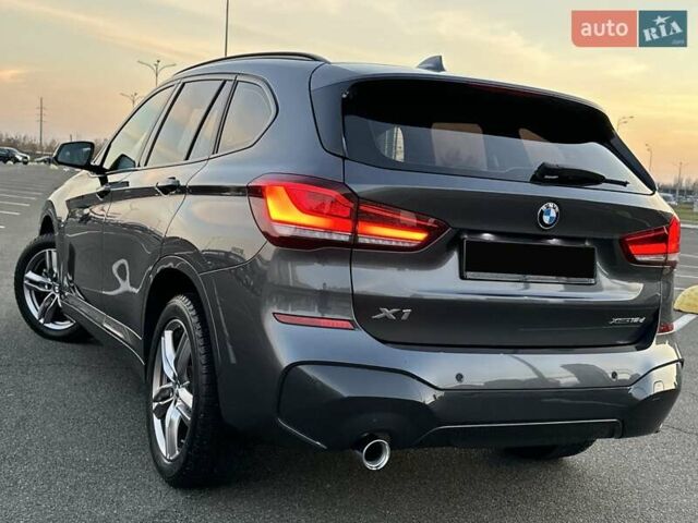 Серый БМВ Х1, объемом двигателя 2 л и пробегом 25 тыс. км за 34999 $, фото 1 на Automoto.ua
