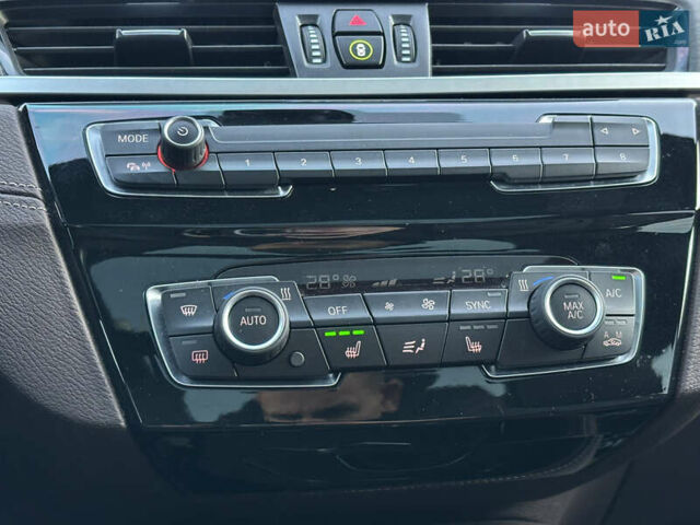 Серый БМВ Х1, объемом двигателя 1.5 л и пробегом 39 тыс. км за 32700 $, фото 47 на Automoto.ua