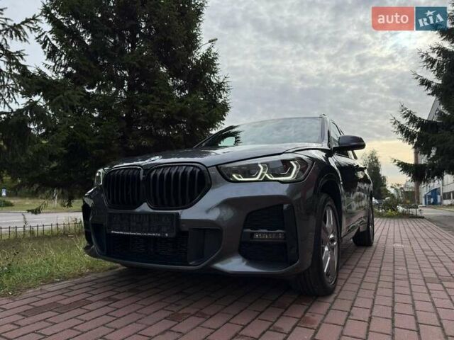 Серый БМВ Х1, объемом двигателя 2 л и пробегом 30 тыс. км за 35700 $, фото 4 на Automoto.ua