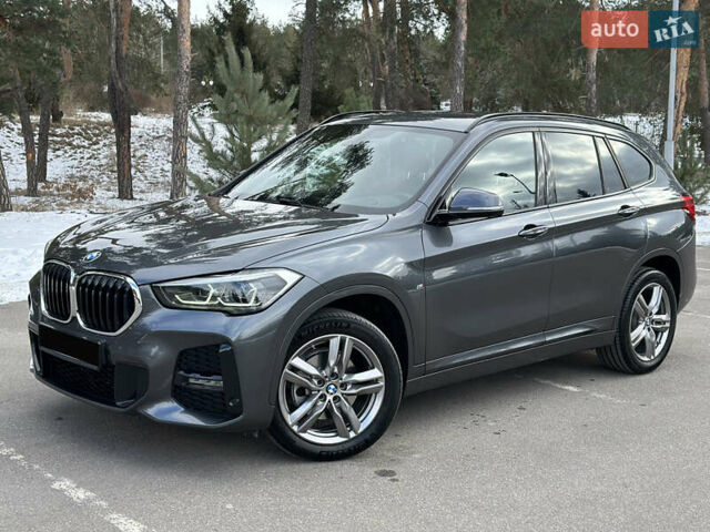 Серый БМВ Х1, объемом двигателя 2 л и пробегом 20 тыс. км за 35500 $, фото 5 на Automoto.ua