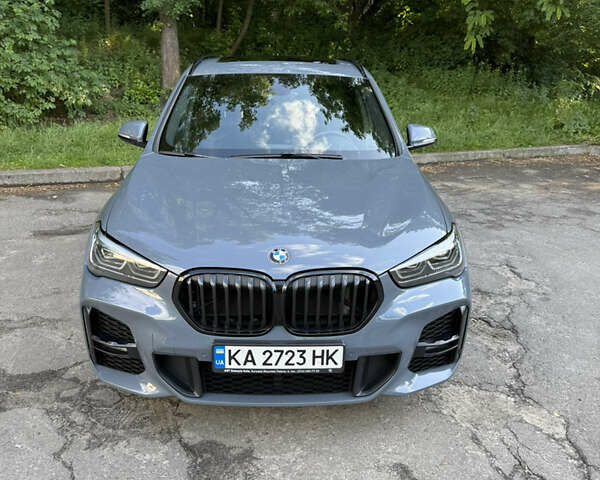 Серый БМВ Х1, объемом двигателя 2 л и пробегом 30 тыс. км за 41000 $, фото 1 на Automoto.ua