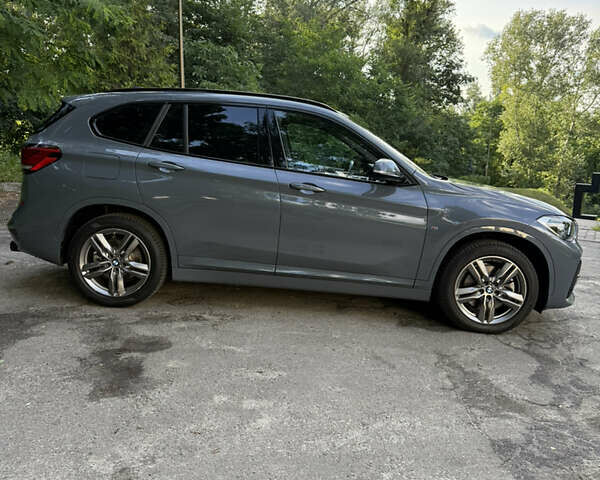 Серый БМВ Х1, объемом двигателя 2 л и пробегом 30 тыс. км за 41000 $, фото 3 на Automoto.ua