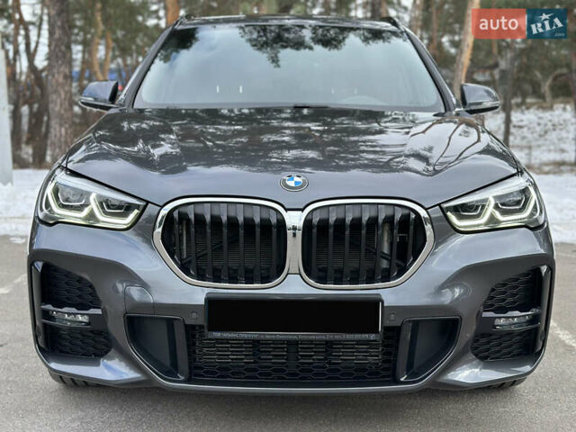 Серый БМВ Х1, объемом двигателя 2 л и пробегом 20 тыс. км за 35500 $, фото 28 на Automoto.ua