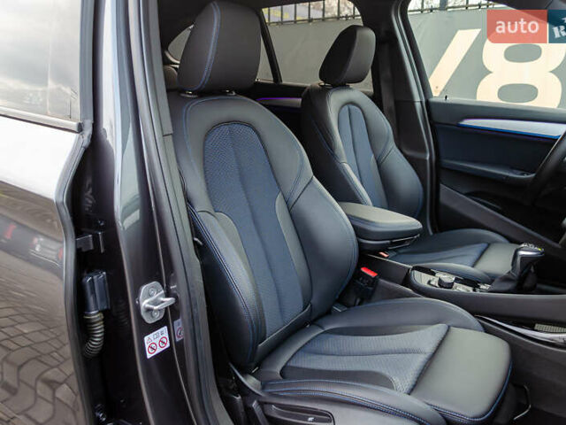 Серый БМВ Х1, объемом двигателя 2 л и пробегом 29 тыс. км за 34999 $, фото 34 на Automoto.ua