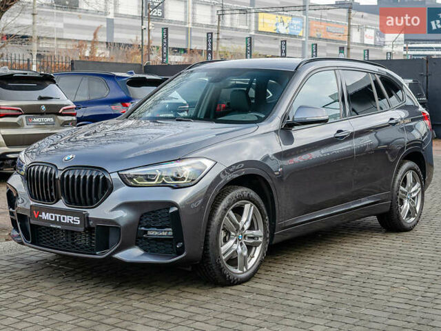 Серый БМВ Х1, объемом двигателя 2 л и пробегом 29 тыс. км за 34999 $, фото 3 на Automoto.ua