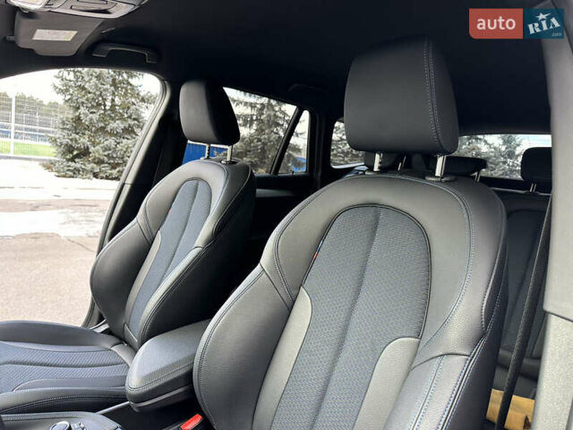 Серый БМВ Х1, объемом двигателя 2 л и пробегом 20 тыс. км за 35500 $, фото 35 на Automoto.ua