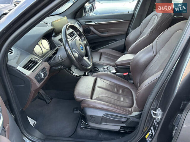 Серый БМВ Х1, объемом двигателя 1.5 л и пробегом 39 тыс. км за 32700 $, фото 20 на Automoto.ua