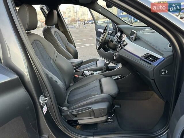 Серый БМВ Х1, объемом двигателя 2 л и пробегом 25 тыс. км за 34999 $, фото 18 на Automoto.ua