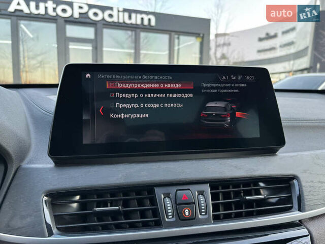 Серый БМВ Х1, объемом двигателя 1.5 л и пробегом 39 тыс. км за 32700 $, фото 32 на Automoto.ua