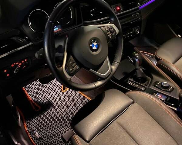 Серый БМВ Х1, объемом двигателя 2 л и пробегом 49 тыс. км за 36000 $, фото 6 на Automoto.ua