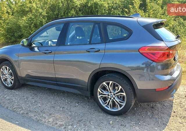 Сірий БМВ Х1, об'ємом двигуна 2 л та пробігом 34 тис. км за 33500 $, фото 2 на Automoto.ua