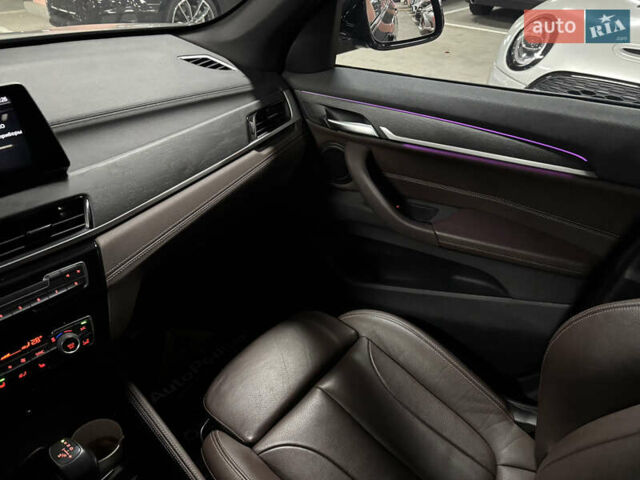 Серый БМВ Х1, объемом двигателя 1.5 л и пробегом 39 тыс. км за 32700 $, фото 30 на Automoto.ua