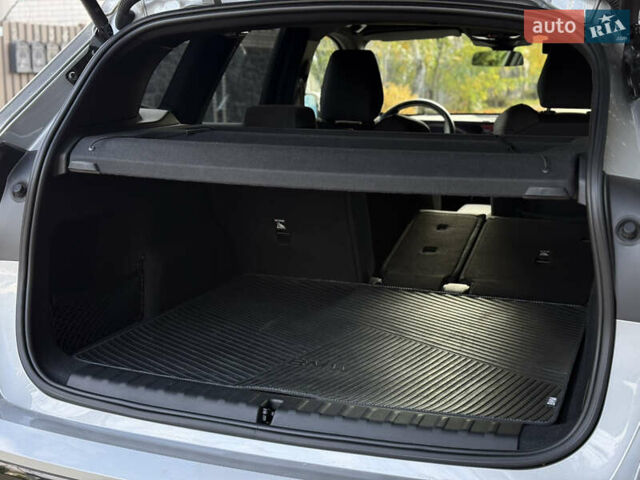 Сірий БМВ Х1, об'ємом двигуна 2 л та пробігом 37 тис. км за 44700 $, фото 37 на Automoto.ua