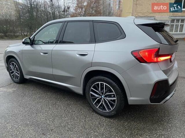 Сірий БМВ Х1, об'ємом двигуна 2 л та пробігом 6 тис. км за 49500 $, фото 4 на Automoto.ua