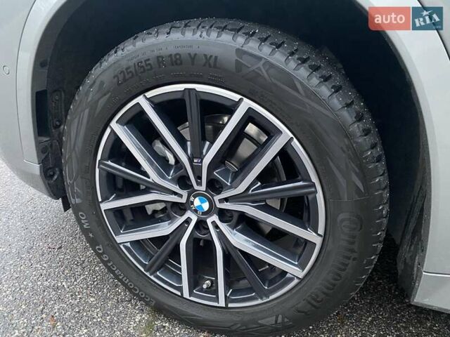Сірий БМВ Х1, об'ємом двигуна 2 л та пробігом 6 тис. км за 49500 $, фото 46 на Automoto.ua