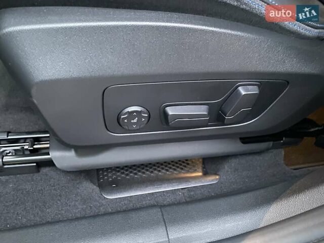 Сірий БМВ Х1, об'ємом двигуна 2 л та пробігом 6 тис. км за 49500 $, фото 39 на Automoto.ua