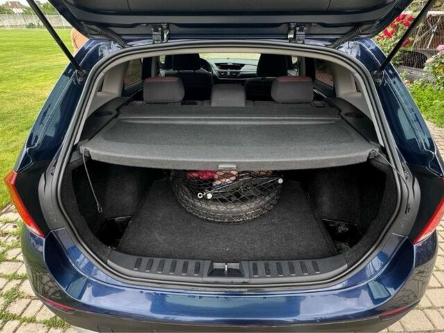 Синій БМВ Х1, об'ємом двигуна 2 л та пробігом 137 тис. км за 11700 $, фото 3 на Automoto.ua