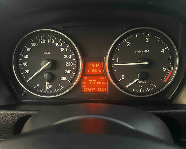 БМВ Х1 2010 в Яворове на Automoto.ua Синий БМВ Х1, объемом двигателя 2 л и пробегом 238 тыс. км за 11450 $, фото 2 на Automoto.ua