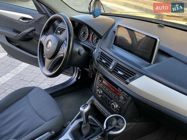 Синий БМВ Х1, объемом двигателя 2 л и пробегом 300 тыс. км за 8899 $, фото 57 на Automoto.ua