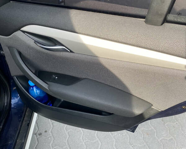 Синий БМВ Х1, объемом двигателя 2 л и пробегом 226 тыс. км за 10800 $, фото 12 на Automoto.ua