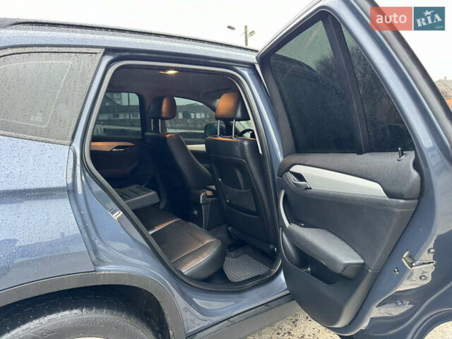 Синій БМВ Х1, об'ємом двигуна 2 л та пробігом 297 тис. км за 11499 $, фото 25 на Automoto.ua