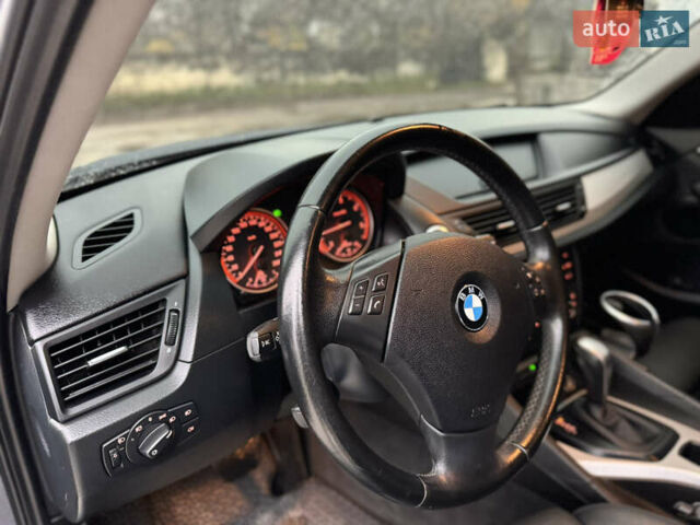 Синій БМВ Х1, об'ємом двигуна 2 л та пробігом 297 тис. км за 11499 $, фото 17 на Automoto.ua