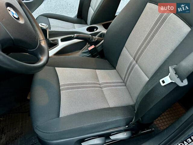 Синий БМВ Х1, объемом двигателя 2 л и пробегом 200 тыс. км за 9999 $, фото 14 на Automoto.ua